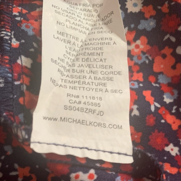 Clearance***Michael Kohrs red V-Neck Long Sleeve Blouse - Picture 5 of 5